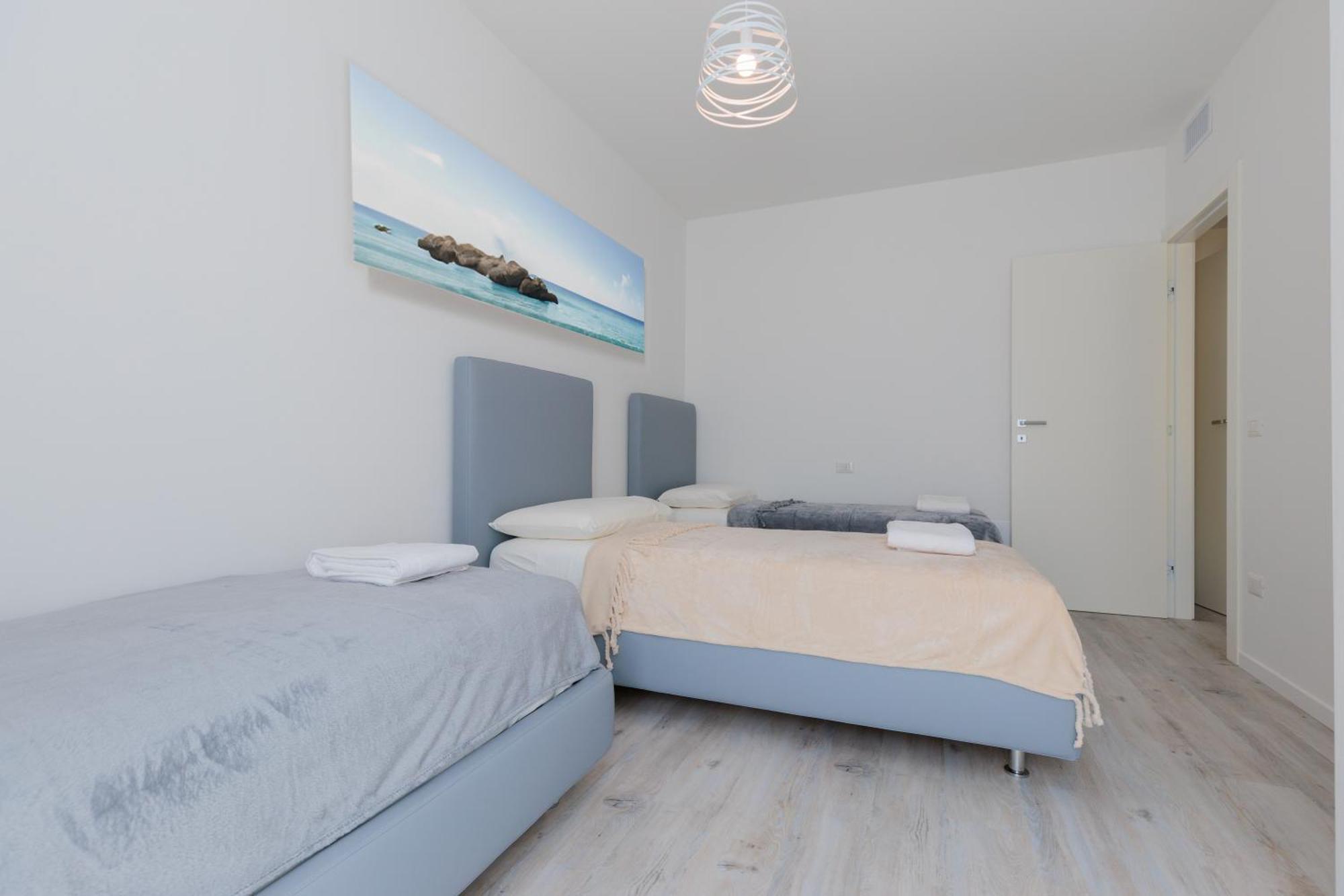 Wave Island! Luxury Resort A Jesolo - Piscina E Park Free! Bagian luar foto
